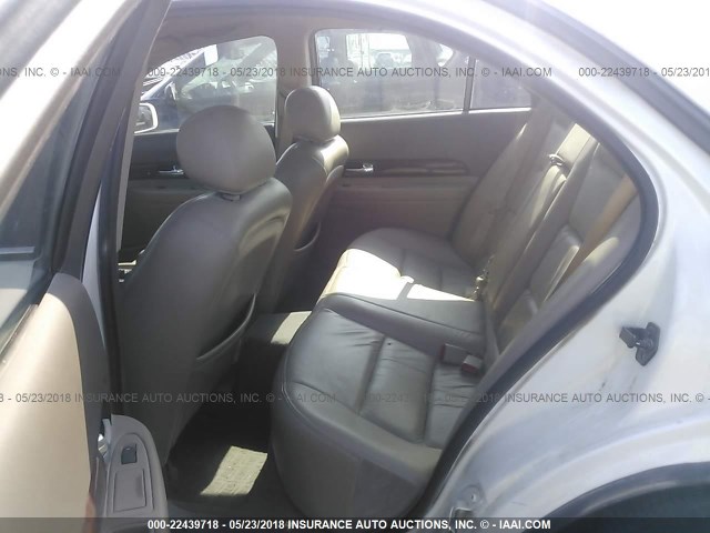 1LNHM87A61Y642063 - 2001 LINCOLN LS თეთრი ფოტო 8