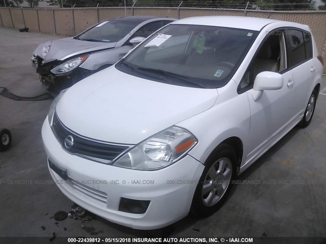 3N1BC1CP5AL390907 - 2010 NISSAN VERSA S/SL WHITE photo 2