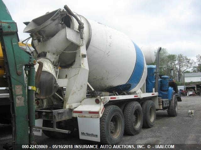 1M2B209C3YM026379 - 2000 MACK DM690S DM600 BLUE photo 4