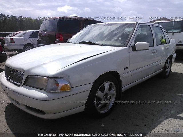 YV1LS5378W1510249 - 1998 VOLVO S70 T5 TURBO WHITE photo 2