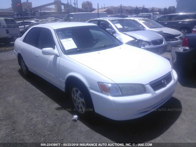 JT2BF22K410335760 - 2001 TOYOTA CAMRY CE/LE/XLE 白色 照片 1