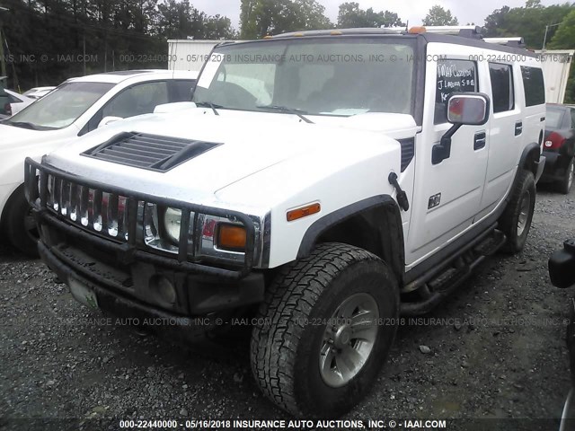 5GRGN23U64H113807 - 2004 HUMMER H2 WHITE photo 2