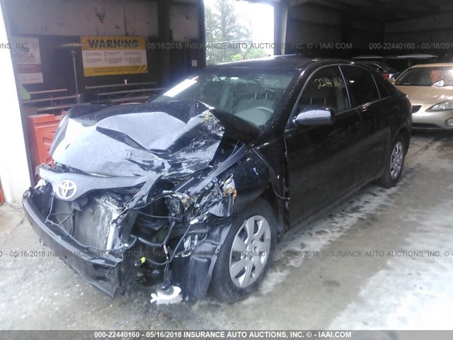 4T1BF3EK2BU606832 - 2011 TOYOTA CAMRY SE/LE/XLE BLACK photo 2