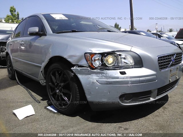 YV1MS382962204225 - 2006 VOLVO S40 2.4I SILVER photo 6