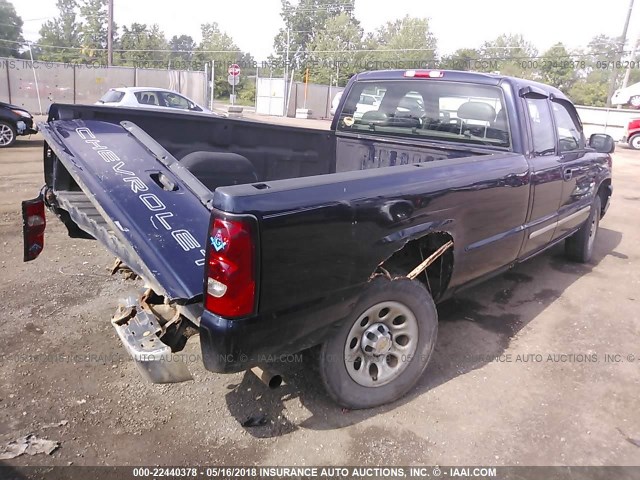 1GCEK19VX5E258041 - 2005 CHEVROLET SILVERADO K1500 BLUE photo 4