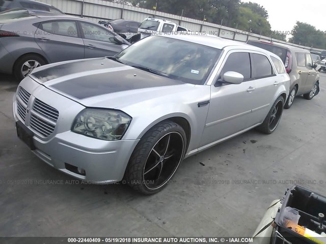 2D4FV47V46H460645 - 2006 DODGE MAGNUM SXT SILVER photo 2