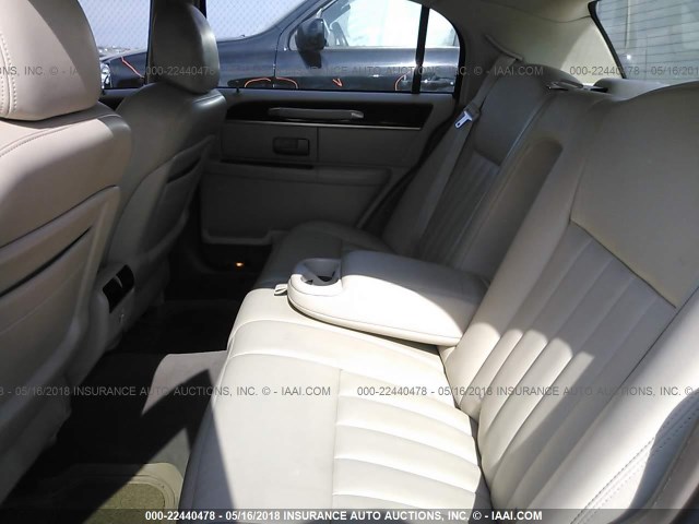 1LNHM81WX3Y637410 - 2003 LINCOLN TOWN CAR EXECUTIVE TAN photo 8