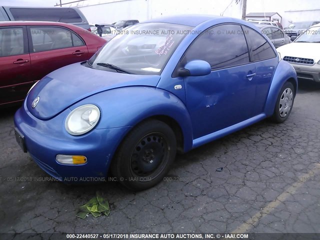 3VWBK21C31M463947 - 2001 VOLKSWAGEN NEW BEETLE GL 蓝色 照片 2