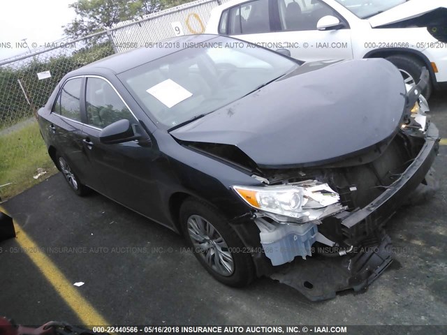 4T1BF1FK3EU402368 - 2014 TOYOTA CAMRY L/SE/LE/XLE Qara foto 1