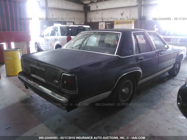 2FACP74F7MX123632 - 1991 FORD CROWN VICTORIA LX BLUE photo 4