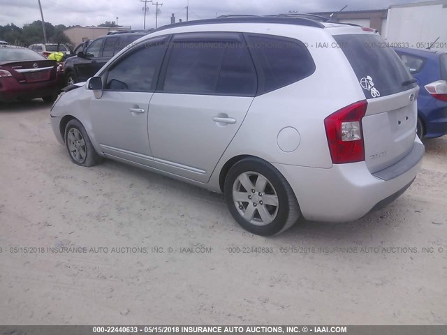 KNAFG526787156685 - 2008 KIA RONDO LX/EX SILVER photo 3