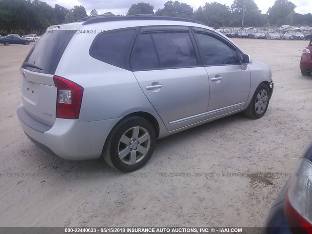 KNAFG526787156685 - 2008 KIA RONDO LX/EX SILVER photo 4