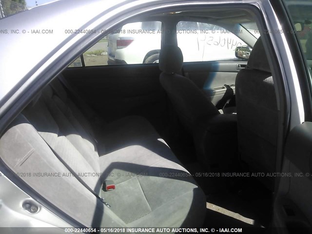 4T1BE32K82U021146 - 2002 TOYOTA CAMRY LE/XLE/SE SILVER photo 8