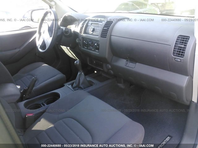 1N6BD0CT3DN760920 - 2013 NISSAN FRONTIER S/SV SILVER photo 5