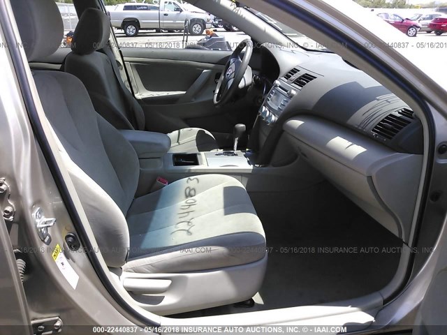 4T4BE46K28R039124 - 2008 TOYOTA CAMRY CE/LE/XLE/SE BEIGE photo 5