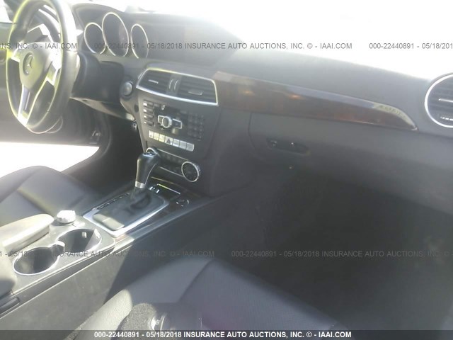 WDDGF5HB4EA941331 - 2014 MERCEDES-BENZ C 350 BLACK photo 5