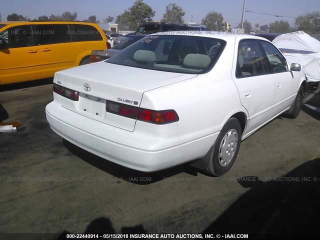 JT2BG22K2W0249710 - 1998 TOYOTA CAMRY CE/LE/XLE 白色 照片 4