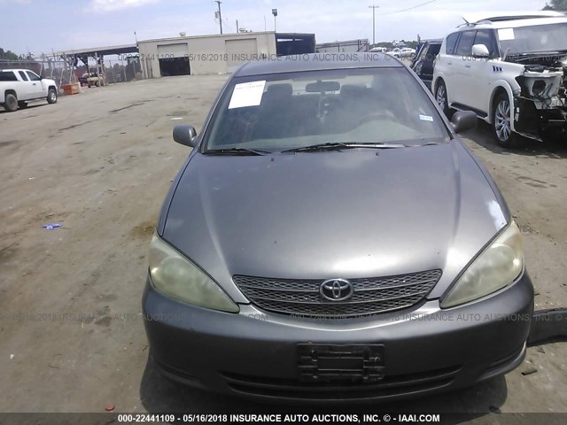 4T1BF32K73U552756 - 2003 TOYOTA CAMRY LE/XLE/SE GRAY photo 6