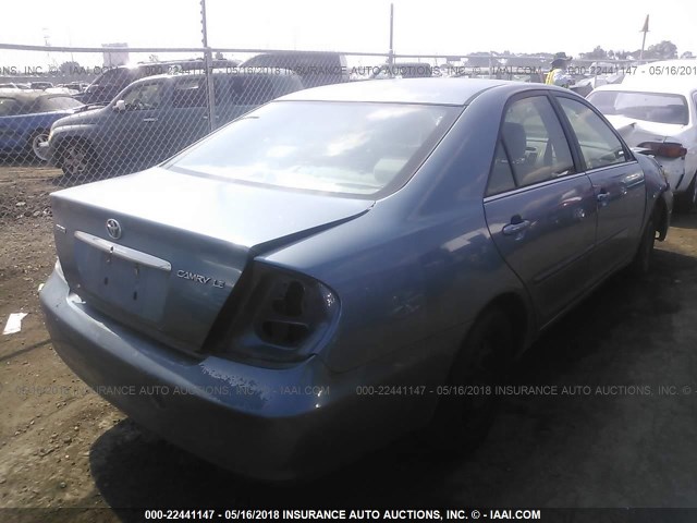 4T1BE32K14U879853 - 2004 TOYOTA CAMRY LE/XLE/SE ღია ლურჯი ფოტო 4