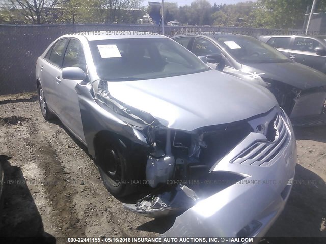 4T4BE46K09R116221 - 2009 TOYOTA CAMRY SE/LE/XLE SILVER photo 1