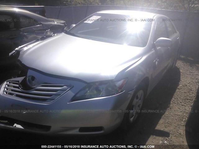 4T4BE46K09R116221 - 2009 TOYOTA CAMRY SE/LE/XLE SILVER photo 2
