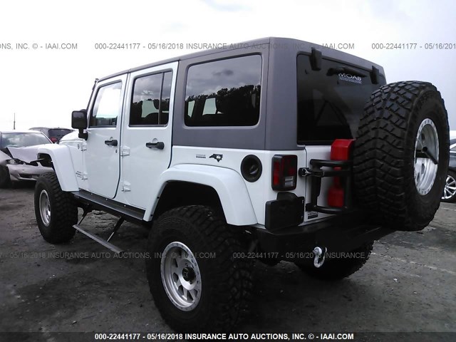 1C4BJWDG3FL653333 - 2015 JEEP WRANGLER UNLIMITE SPORT WHITE photo 3