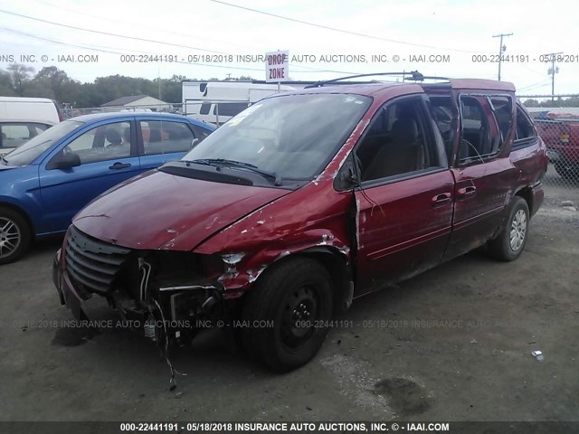2C4GP44R25R162381 - 2005 CHRYSLER TOWN & COUNTRY LX RED photo 2