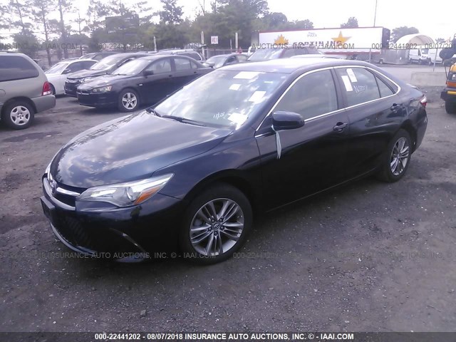 4T1BF1FKXFU105969 - 2015 TOYOTA CAMRY LE/XLE/SE/XSE 黑色 照片 2