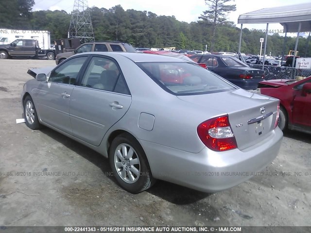 4T1BE30KX4U299861 - 2004 TOYOTA CAMRY LE/XLE/SE SILVER photo 3