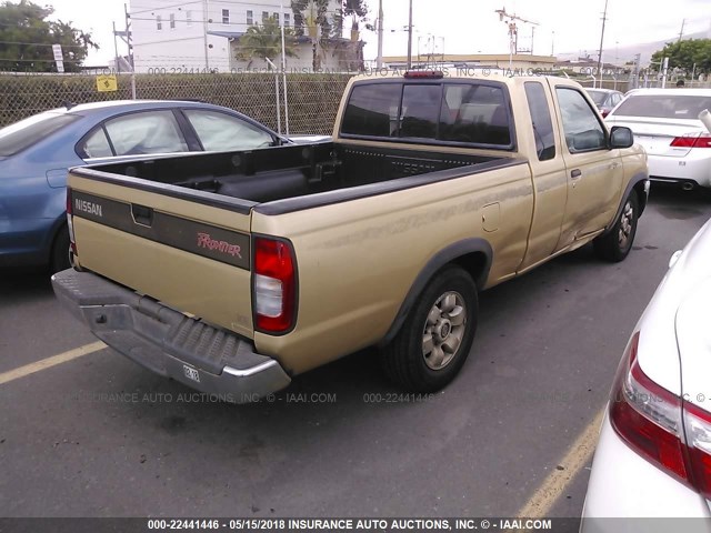 1N6DD26S5WC317660 - 1998 NISSAN FRONTIER KING CAB XE/KING CAB SE GOLD photo 4