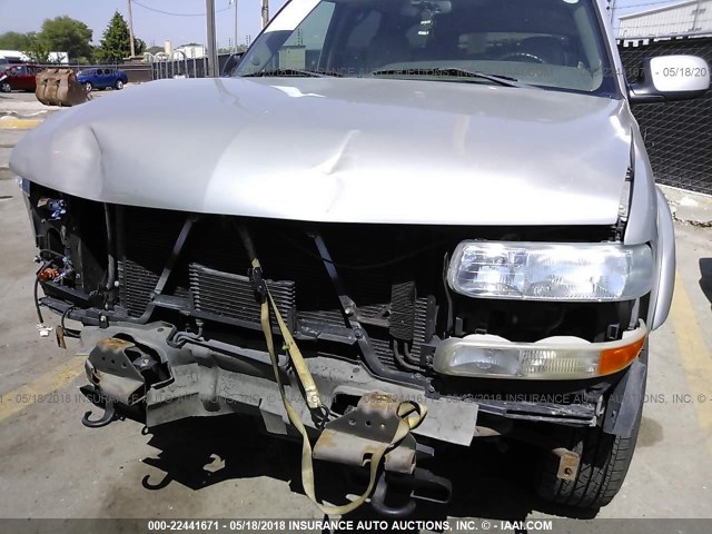 1GNFK16Z25J191557 - 2005 CHEVROLET SUBURBAN K1500 TAN photo 6