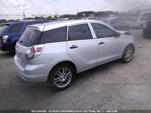 2T1KR32E57C662262 - 2007 TOYOTA COROLLA MATRIX XR SILVER photo 4