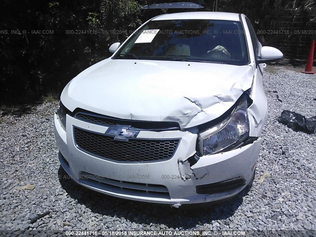 1G1PC5SB7D7257339 - 2013 CHEVROLET CRUZE LT WHITE photo 6