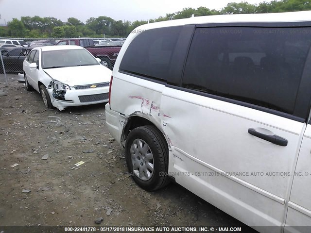 2A8HR44H78R124874 - 2008 CHRYSLER TOWN & COUNTRY LX WHITE photo 6