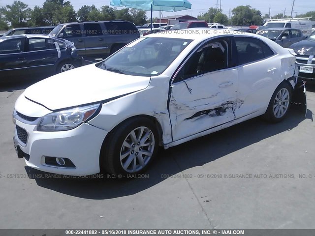 1G11D5SL6FU120425 - 2015 CHEVROLET MALIBU 2LT WHITE photo 2