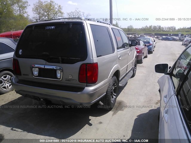5LMFU28A2YLJ19047 - 2000 LINCOLN NAVIGATOR GOLD photo 4