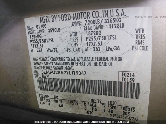 5LMFU28A2YLJ19047 - 2000 LINCOLN NAVIGATOR GOLD photo 9