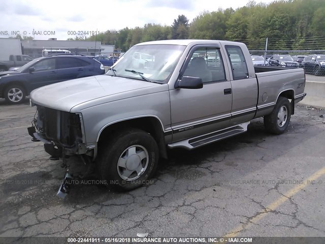 2GTEK19R1W1545614 - 1998 GMC SIERRA K1500 BROWN photo 2