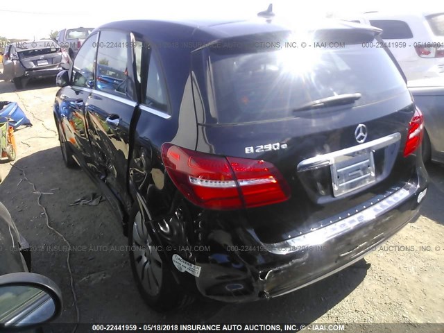 WDDVP9AB6GJ009611 - 2016 MERCEDES-BENZ B 250E BLACK photo 3