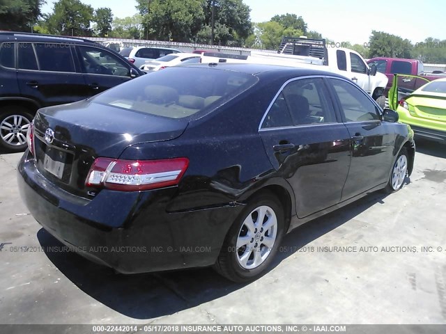 4T4BF3EK8BR211642 - 2011 TOYOTA CAMRY SE/LE/XLE BLACK photo 4