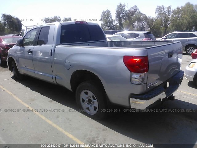 5TFRV54109X073849 - 2009 TOYOTA TUNDRA DOUBLE CAB/DOUBLE CAB SR5 GRAY photo 3