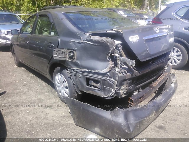 4T1BE32K05U608459 - 2005 TOYOTA CAMRY LE/XLE/SE GRAY photo 3