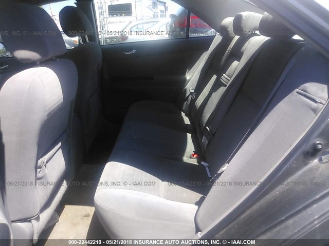 4T1BE32K05U608459 - 2005 TOYOTA CAMRY LE/XLE/SE GRAY photo 8