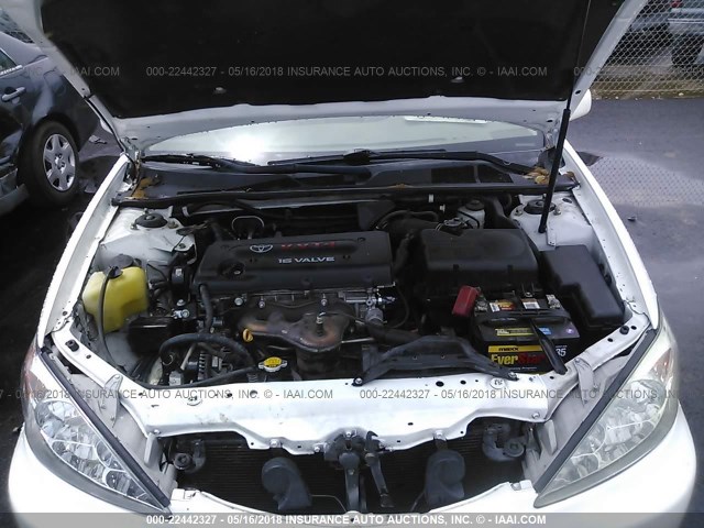 JTDBE30K940282061 - 2004 TOYOTA CAMRY LE/XLE WHITE photo 10