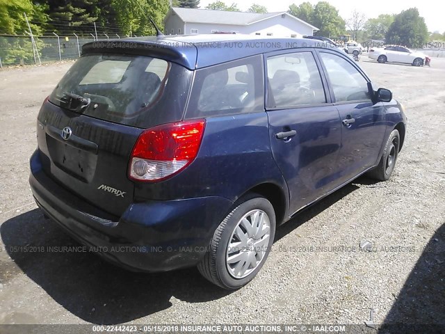 2T1KR32E53C070922 - 2003 TOYOTA COROLLA MATRIX XR BLUE photo 4