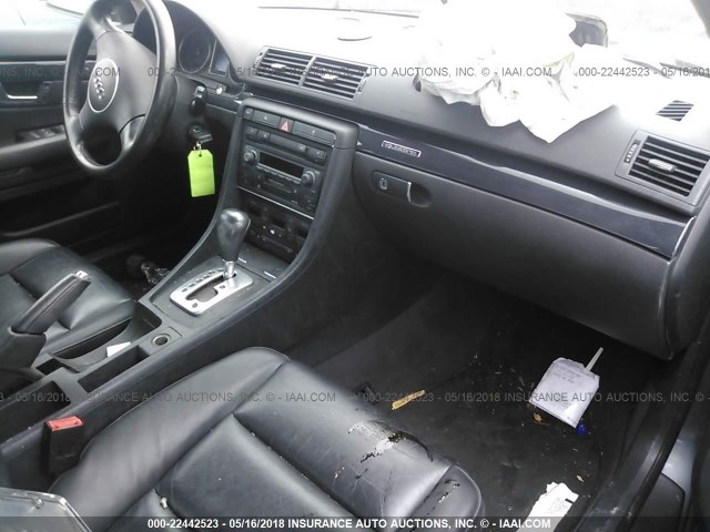 WAULC68E34A134781 - 2004 AUDI A4 1.8T QUATTRO GRAY photo 5