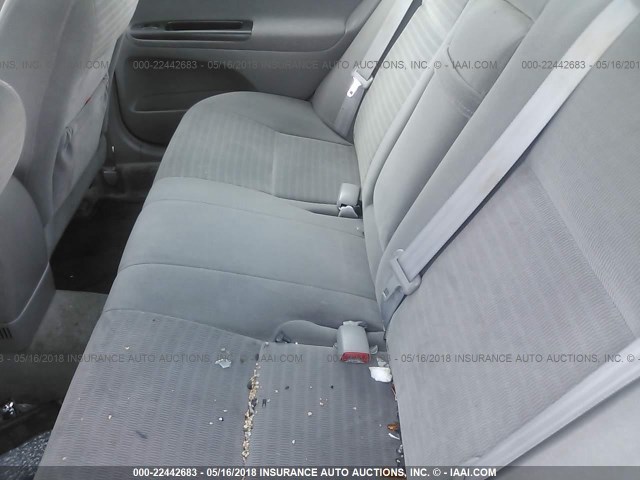 4T1BE32K35U987053 - 2005 TOYOTA CAMRY LE/XLE/SE თაფლისფერი ფოტო 8