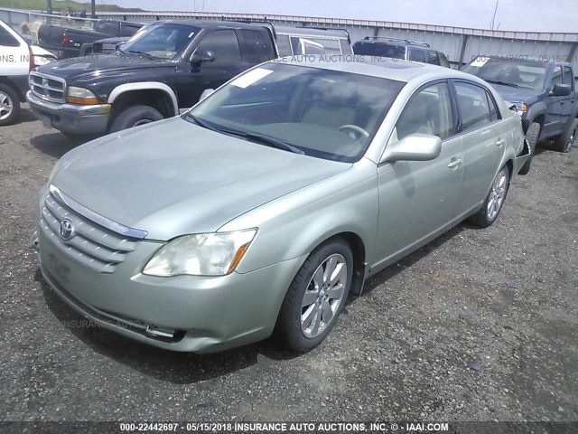 4T1BK36B66U118063 - 2006 TOYOTA AVALON XL/XLS/TOURING/LIMITED GREEN photo 2