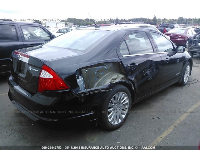 3FADP0L33BR222088 - 2011 FORD FUSION HYBRID BLACK photo 4