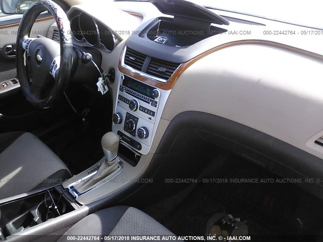 1G1ZC5E07CF243058 - 2012 CHEVROLET MALIBU 1LT 棕色 照片 5